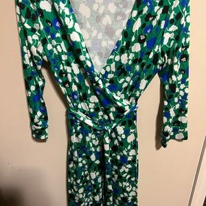 DVF size 8 silk jersey wrap dress